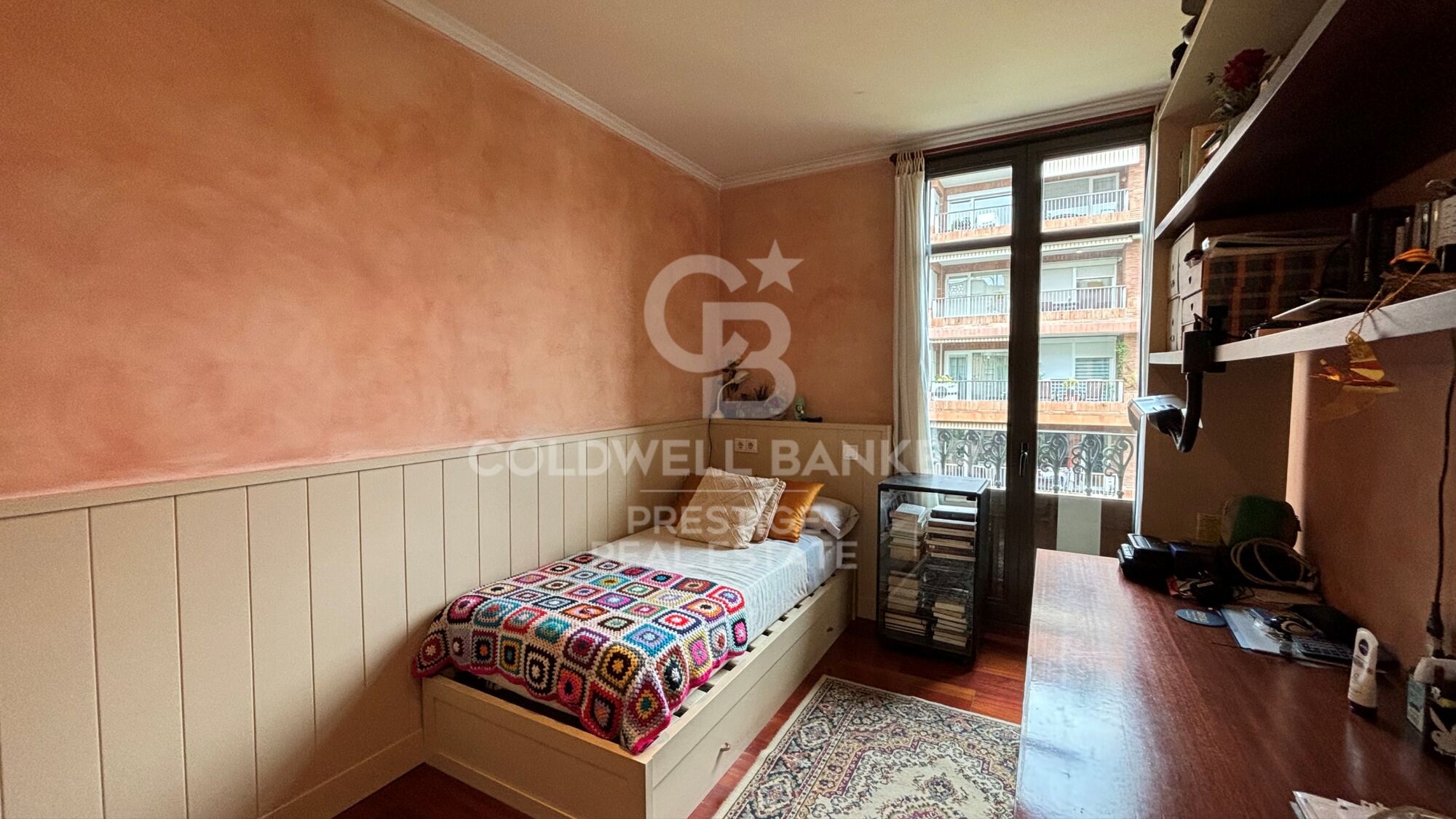 Impressive Apartment in Modernist Building in Eixample