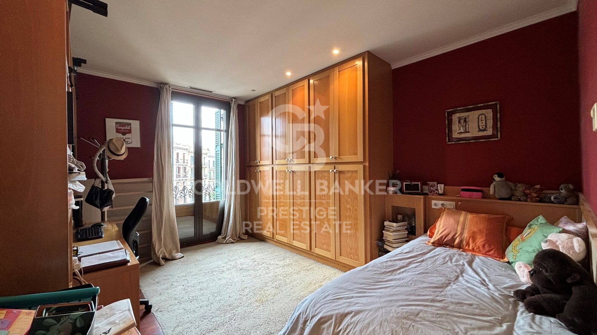 Beeindruckende Wohnung in einem Modernistischen Gebäude im Eixample