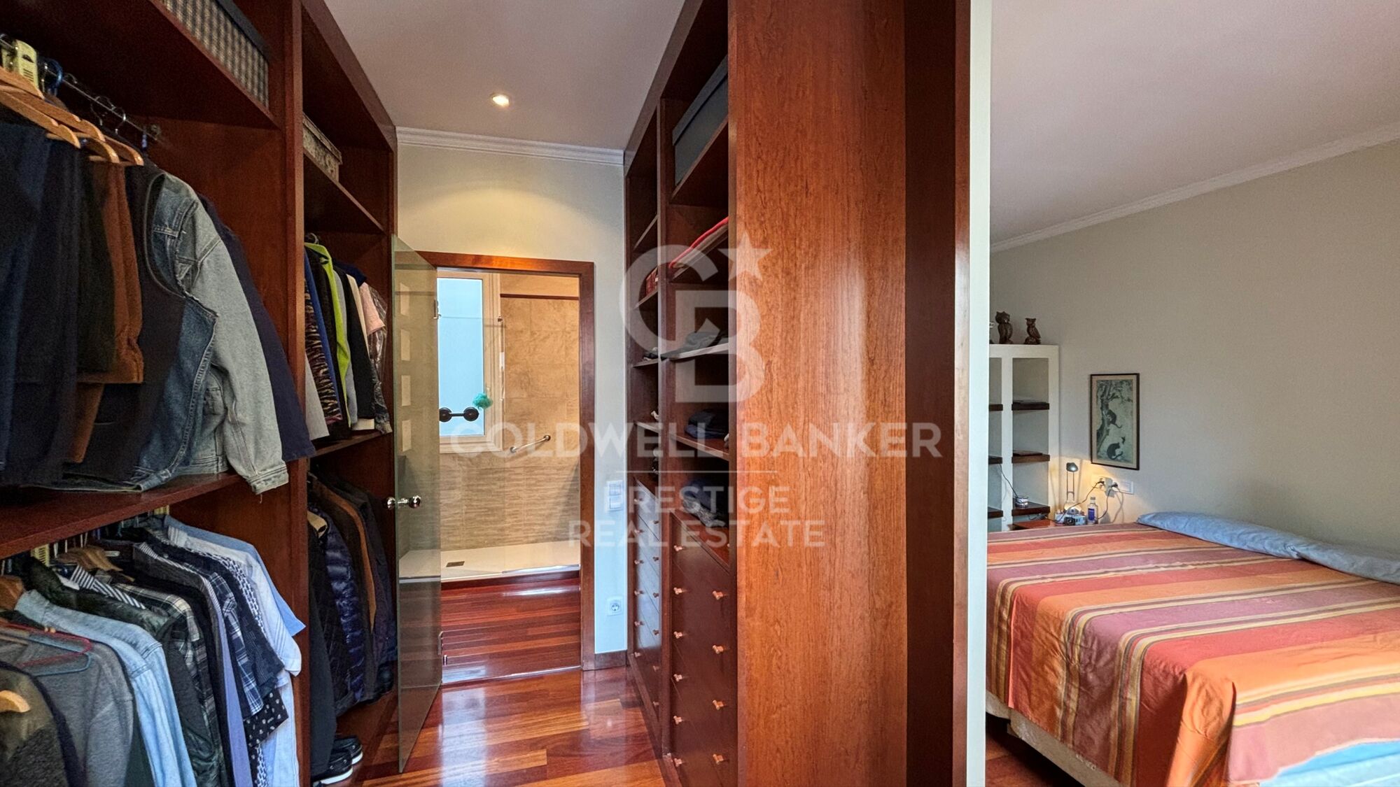 Beeindruckende Wohnung in einem Modernistischen Gebäude im Eixample