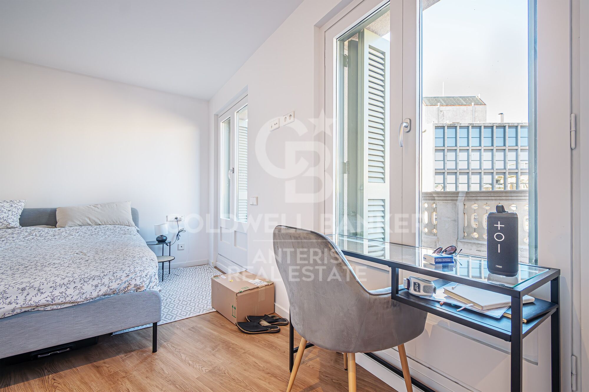 Amazing penthouse in Plaza Urquinaona of Barcelona