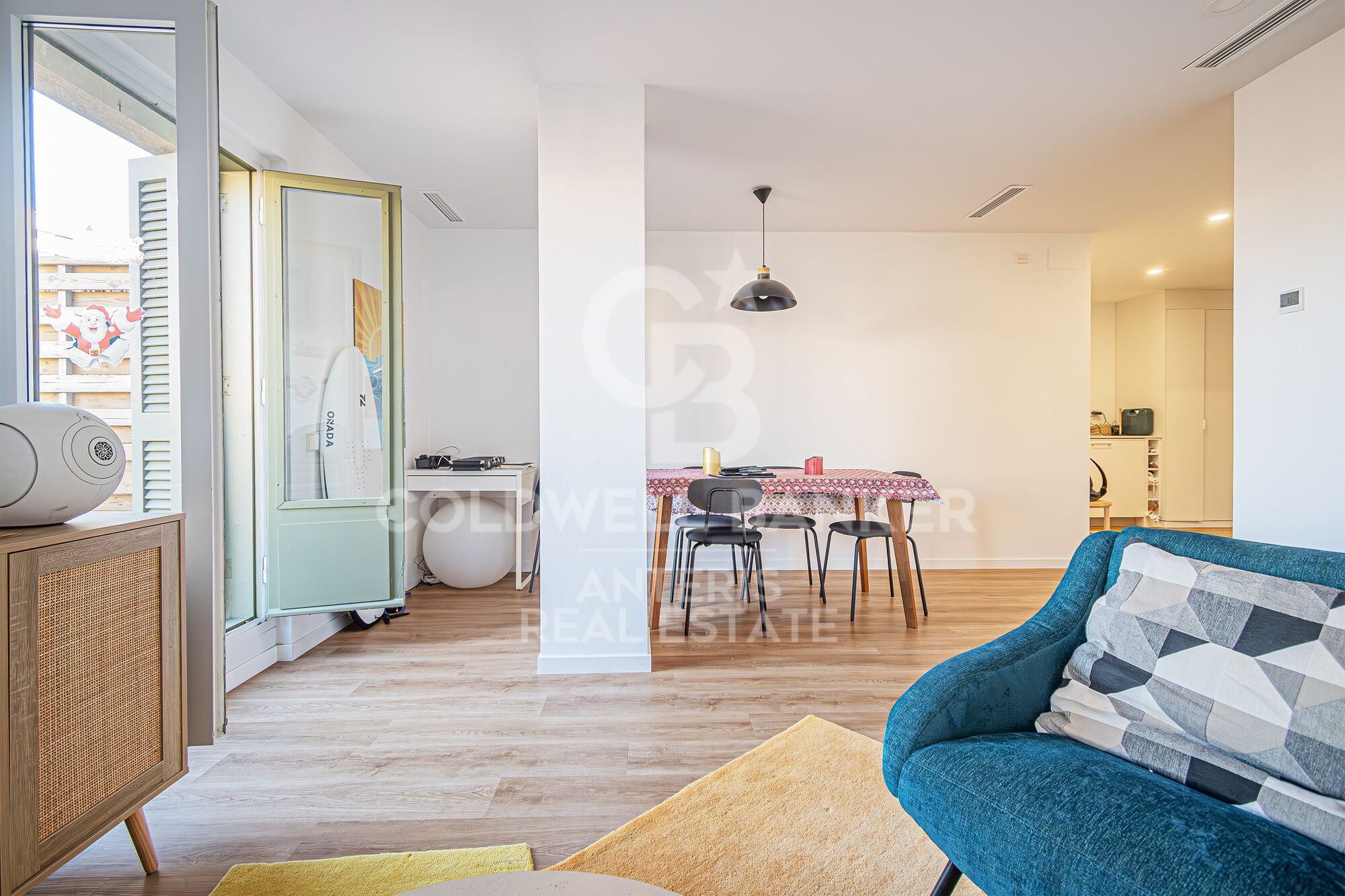 Amazing penthouse in Plaza Urquinaona of Barcelona