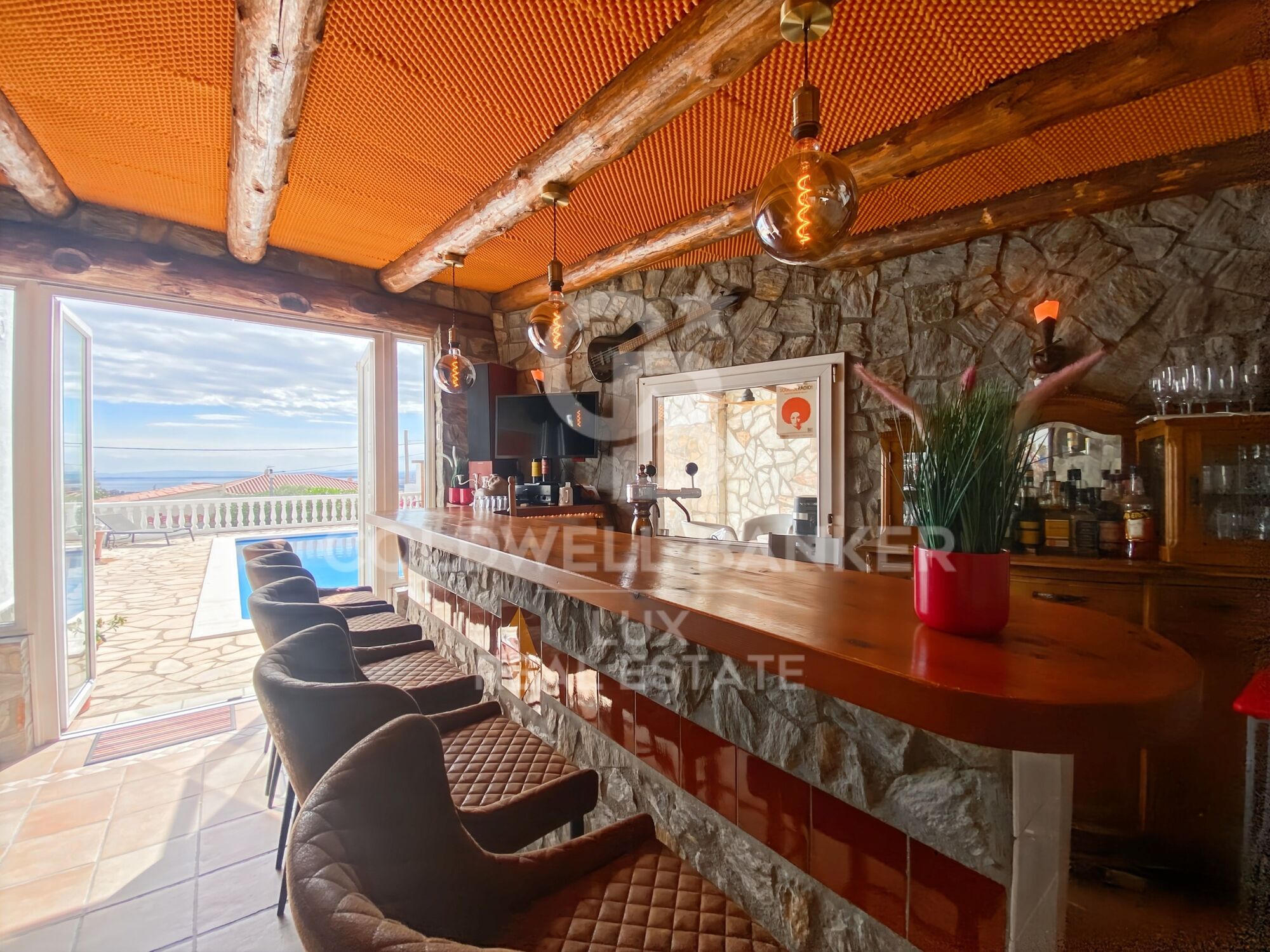 House with sea views in Mas Fumats, with tourist license