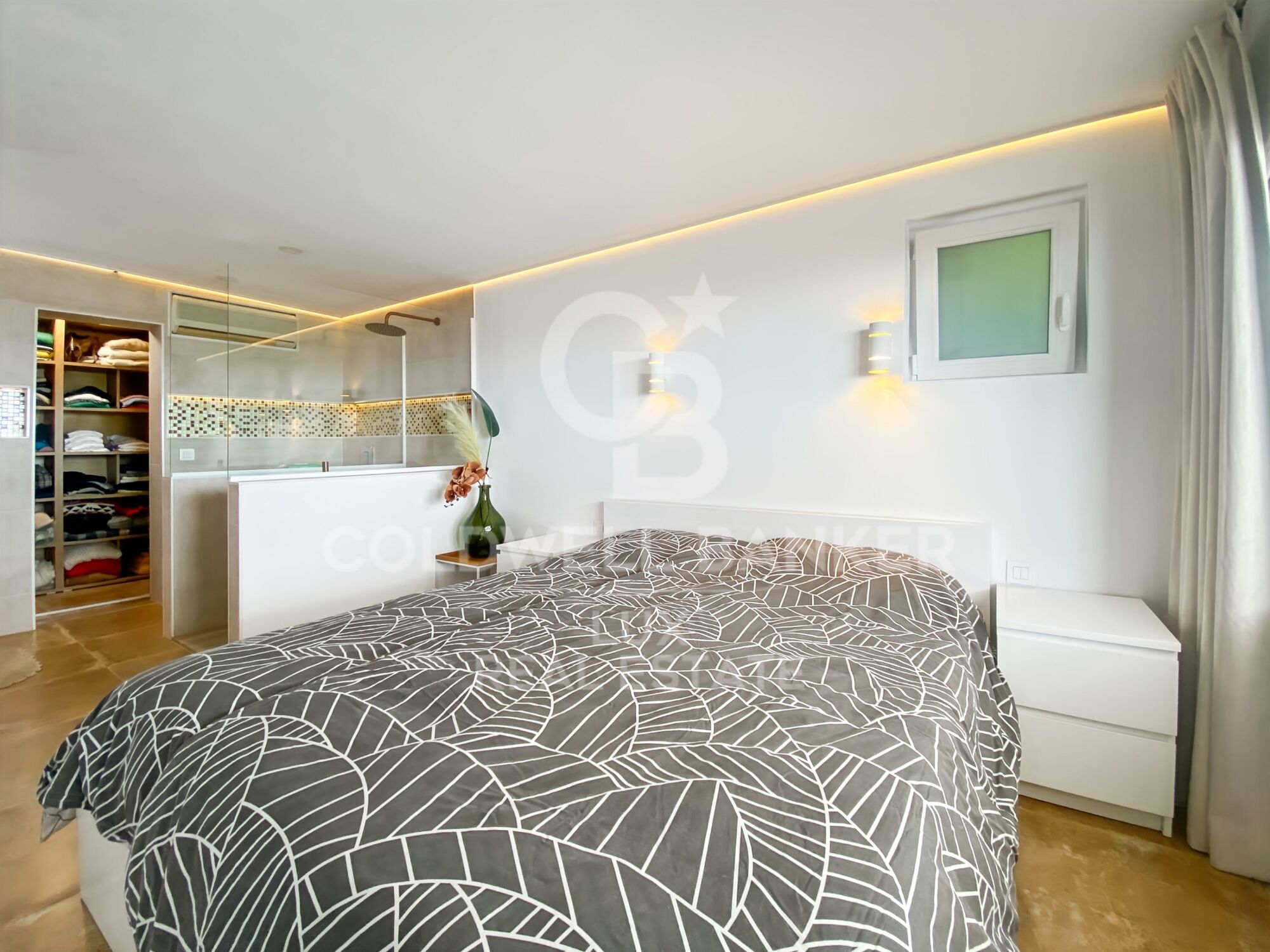 House with sea views in Mas Fumats, with tourist license