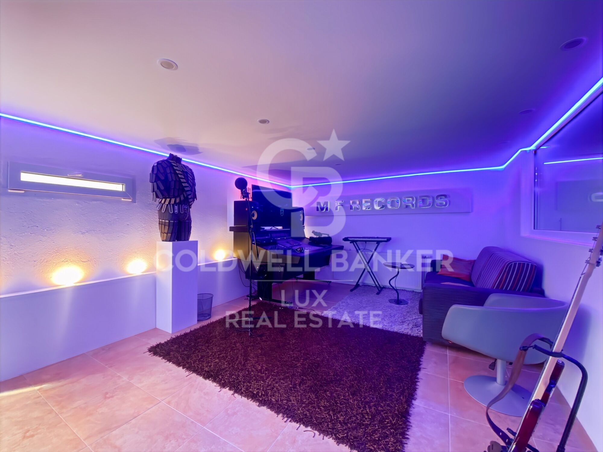 House with sea views in Mas Fumats, with tourist license