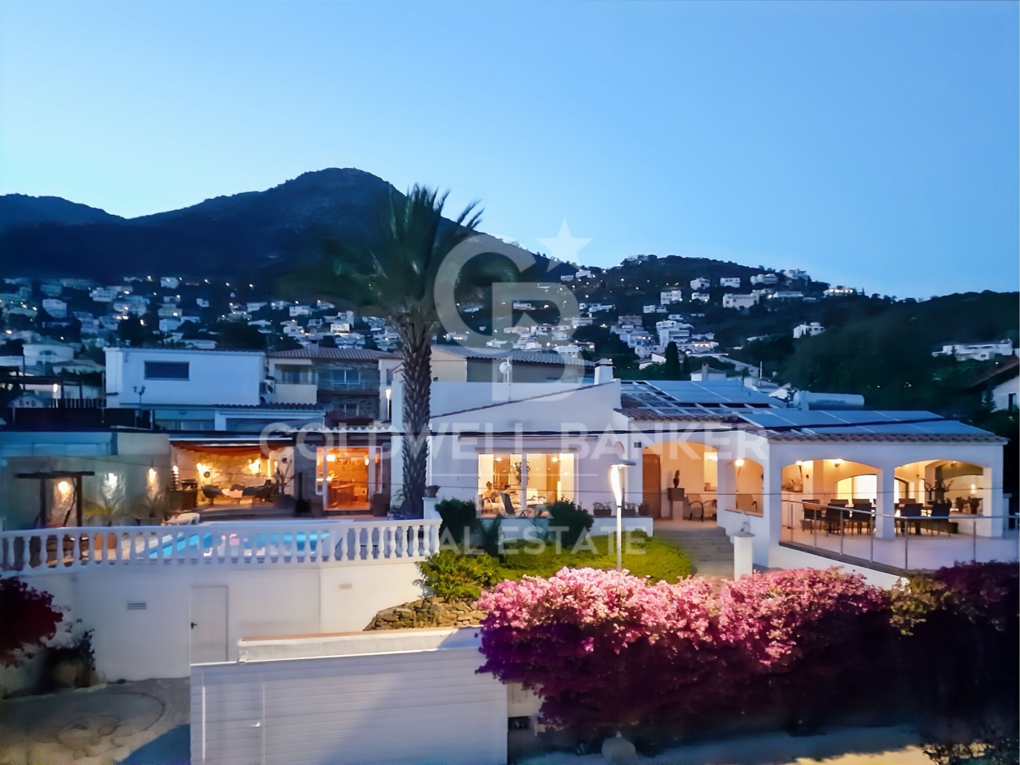 House with sea views in Mas Fumats, with tourist license