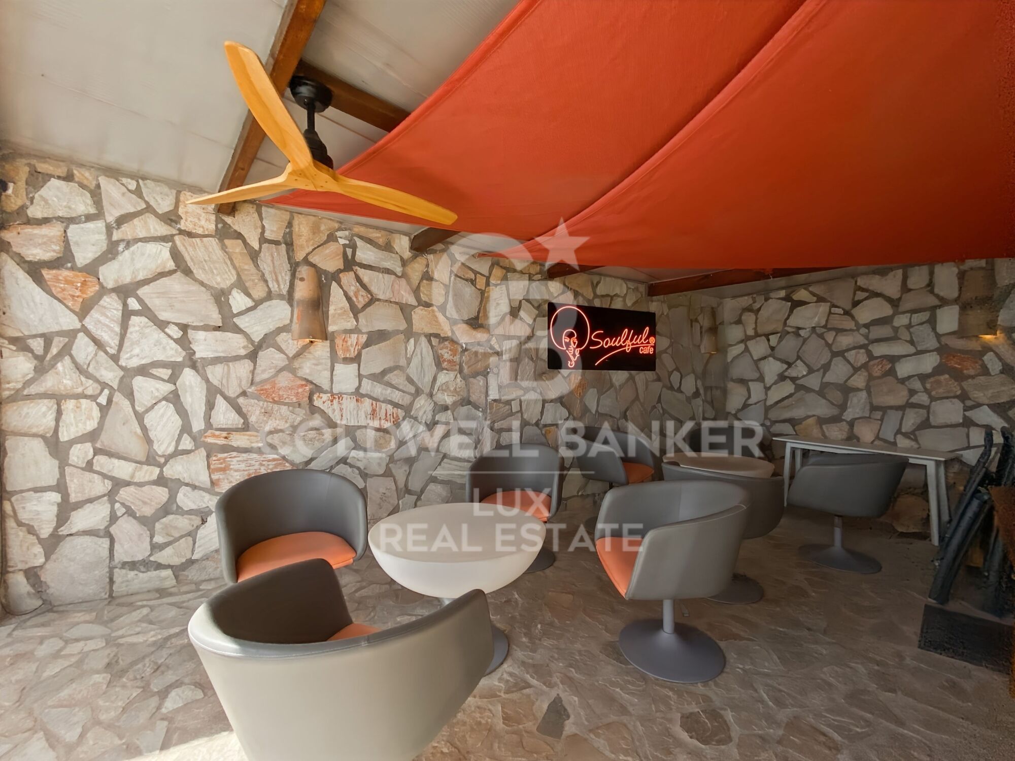 House with sea views in Mas Fumats, with tourist license