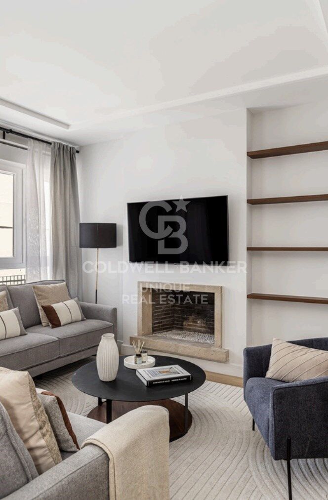 Appartement extérieur rénové à Chamberí, Madrid