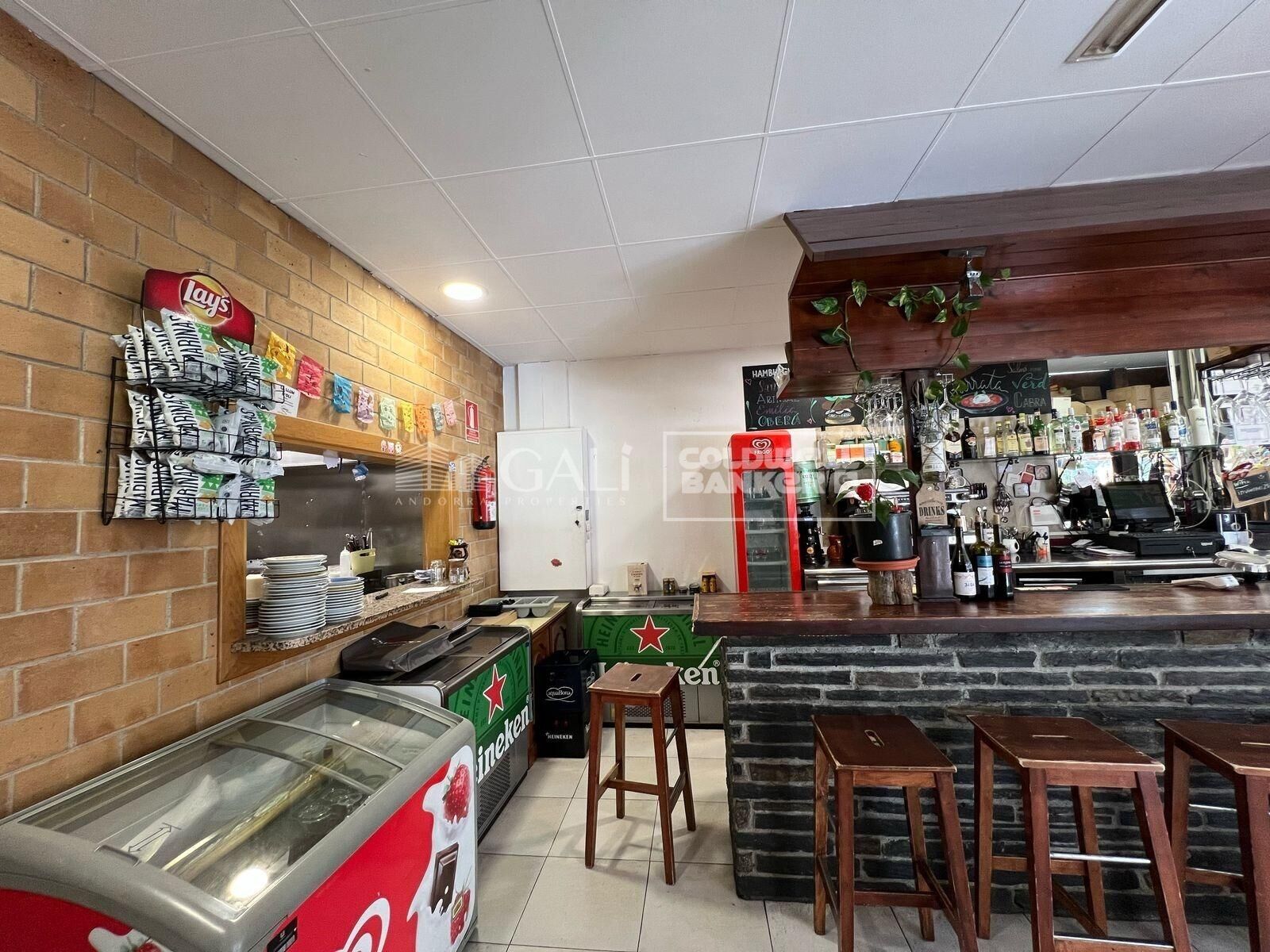 Commercial Rent La Massana