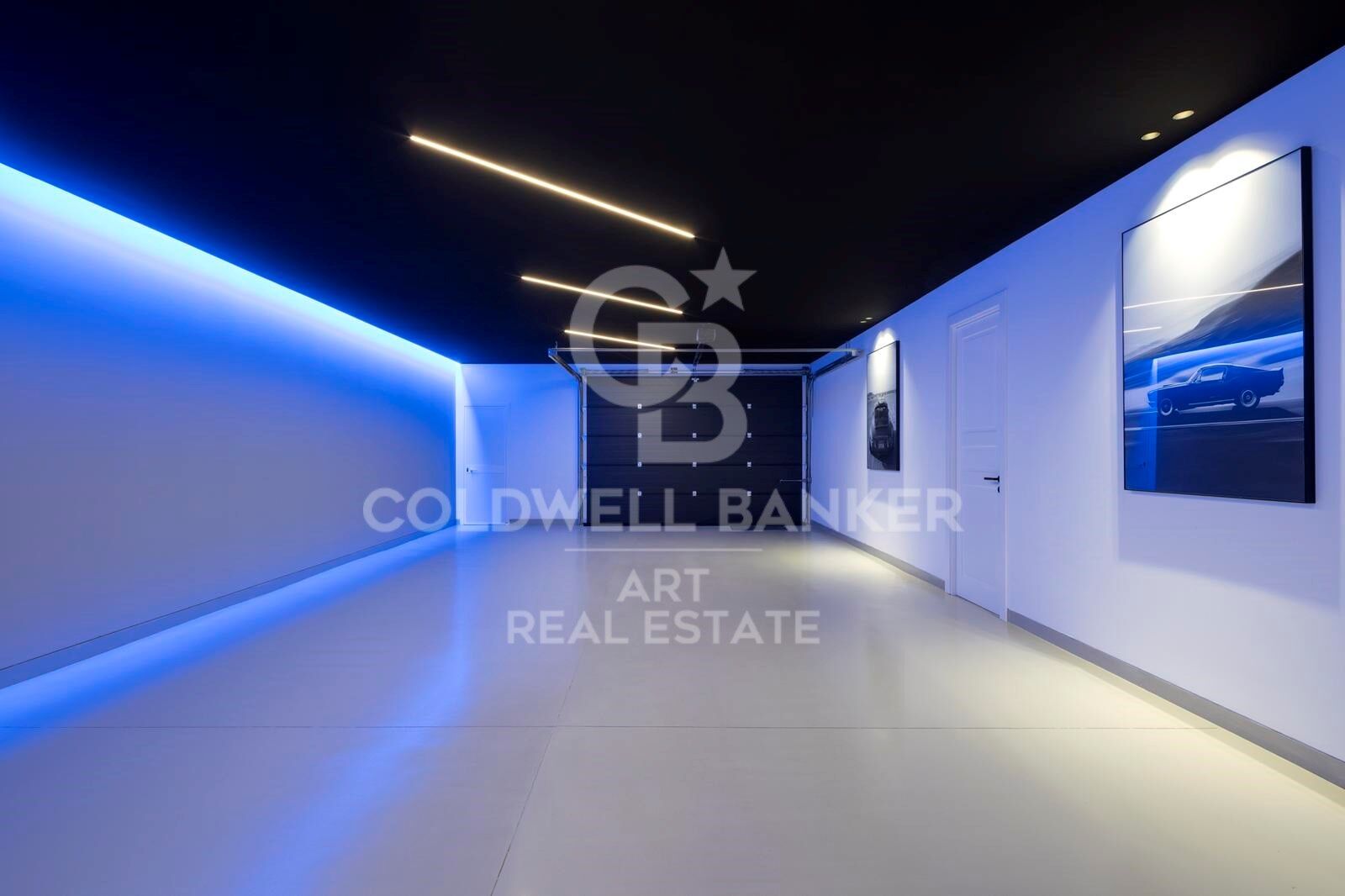 Obra maestra moderna a estrenar con vistas panorámicas en La Quinta, Benahavís