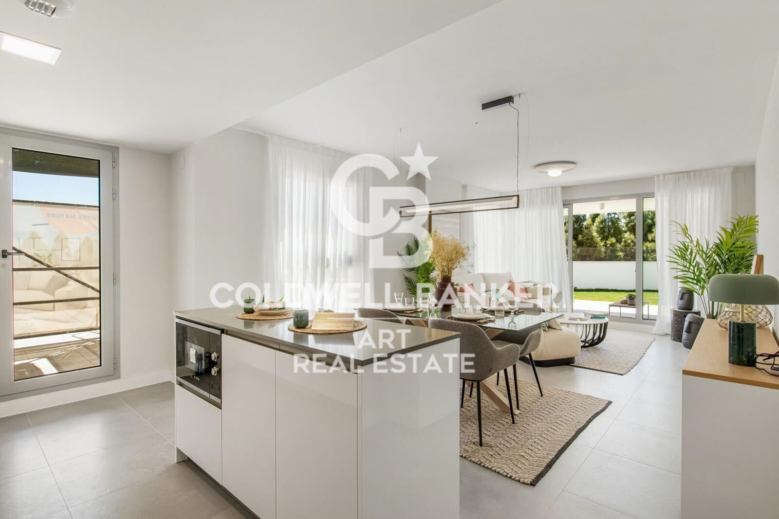 New residential complex in Mijas Costa just 5 minutes from the beach.