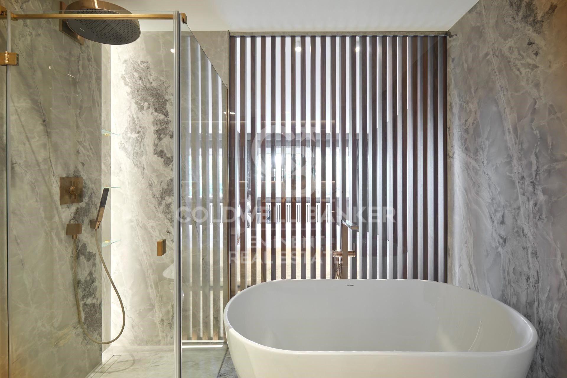 Exclusive renovated property for sale in the heart of Pedralbes!