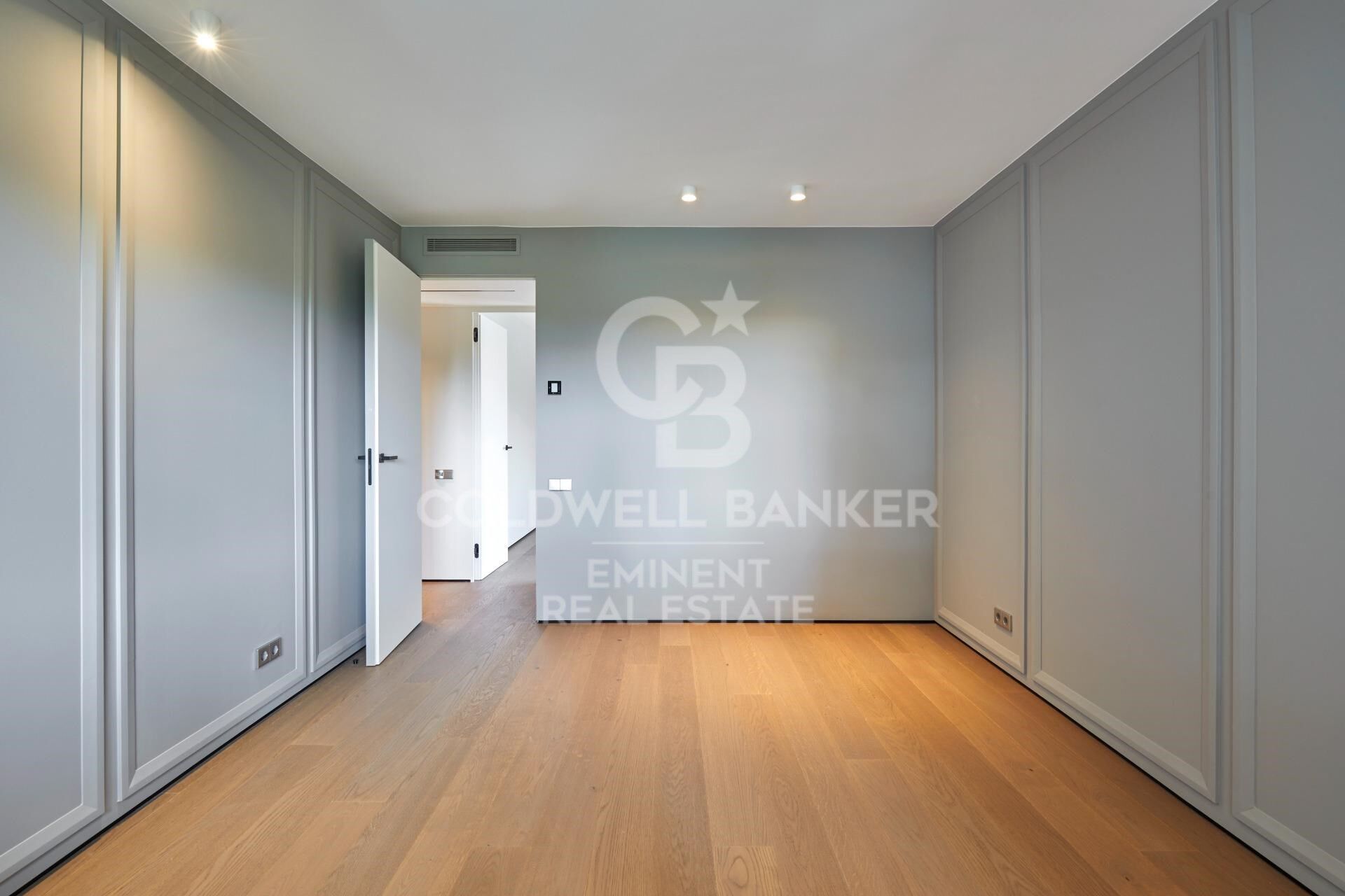 Exclusivo piso reformado a nuevo en venta en el corazón de Pedralbes