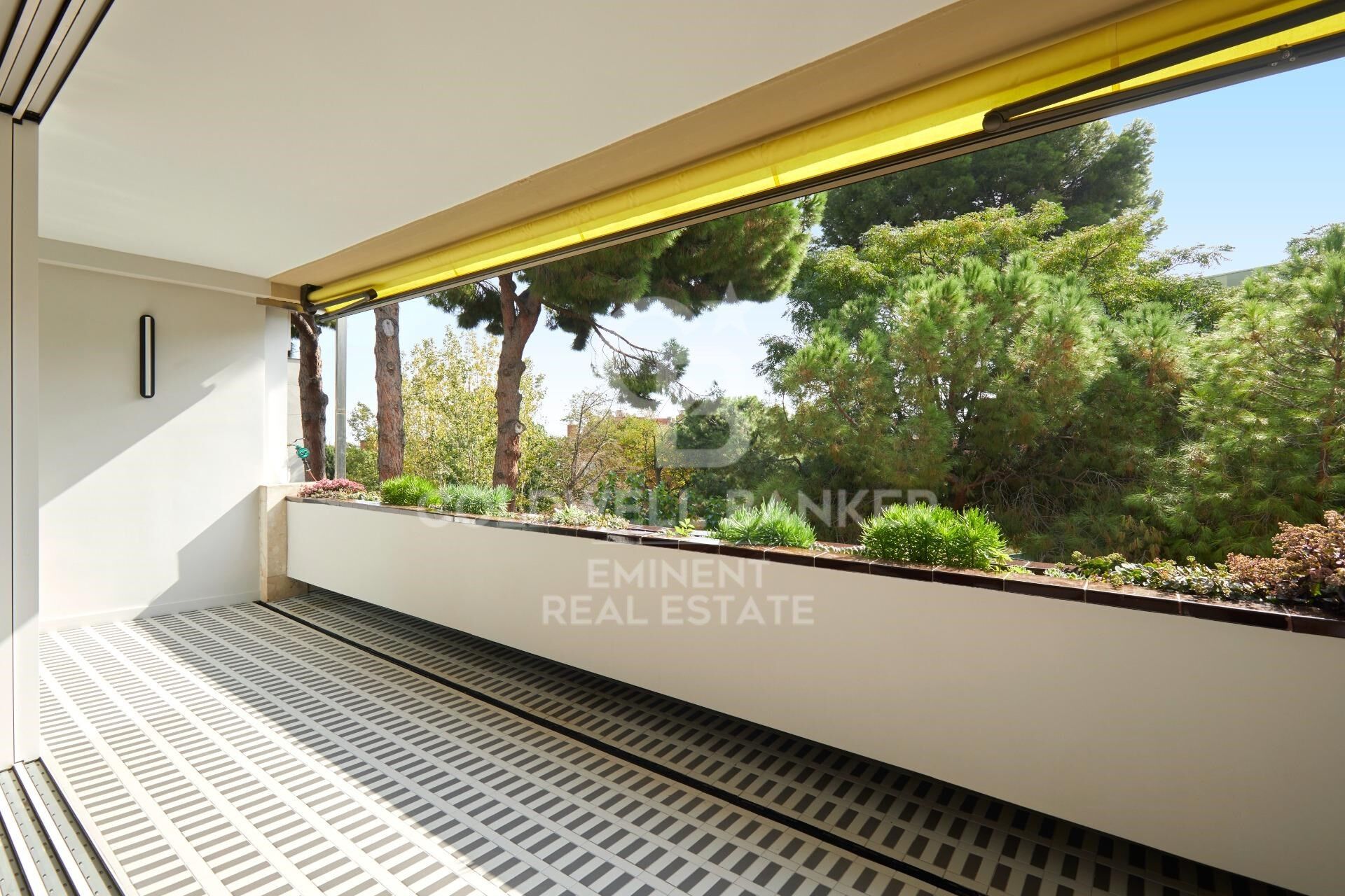 Exclusivo piso reformado a nuevo en venta en el corazón de Pedralbes