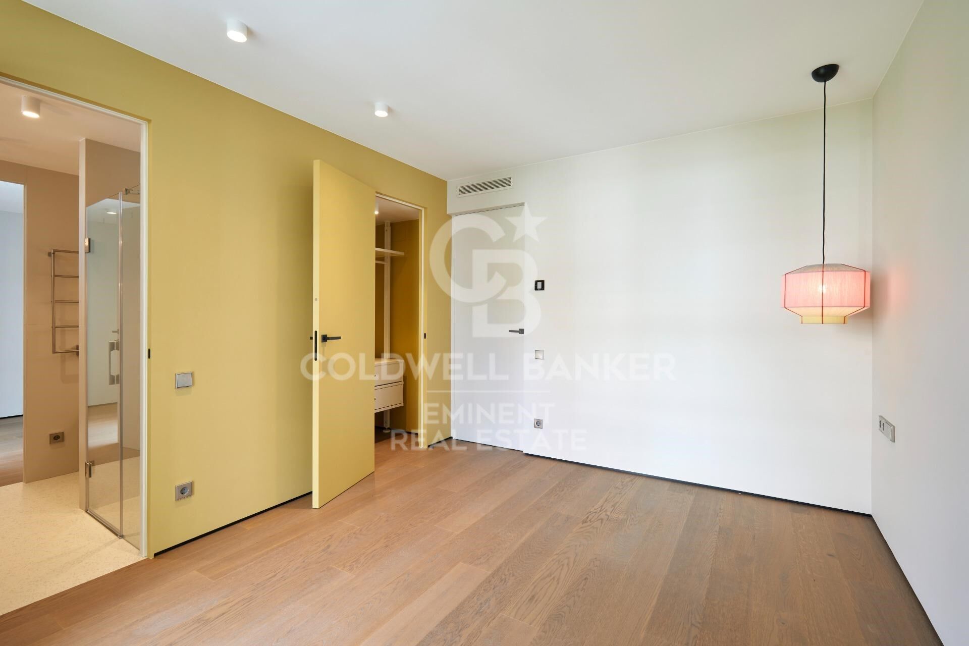 Exclusive renovated property for sale in the heart of Pedralbes!