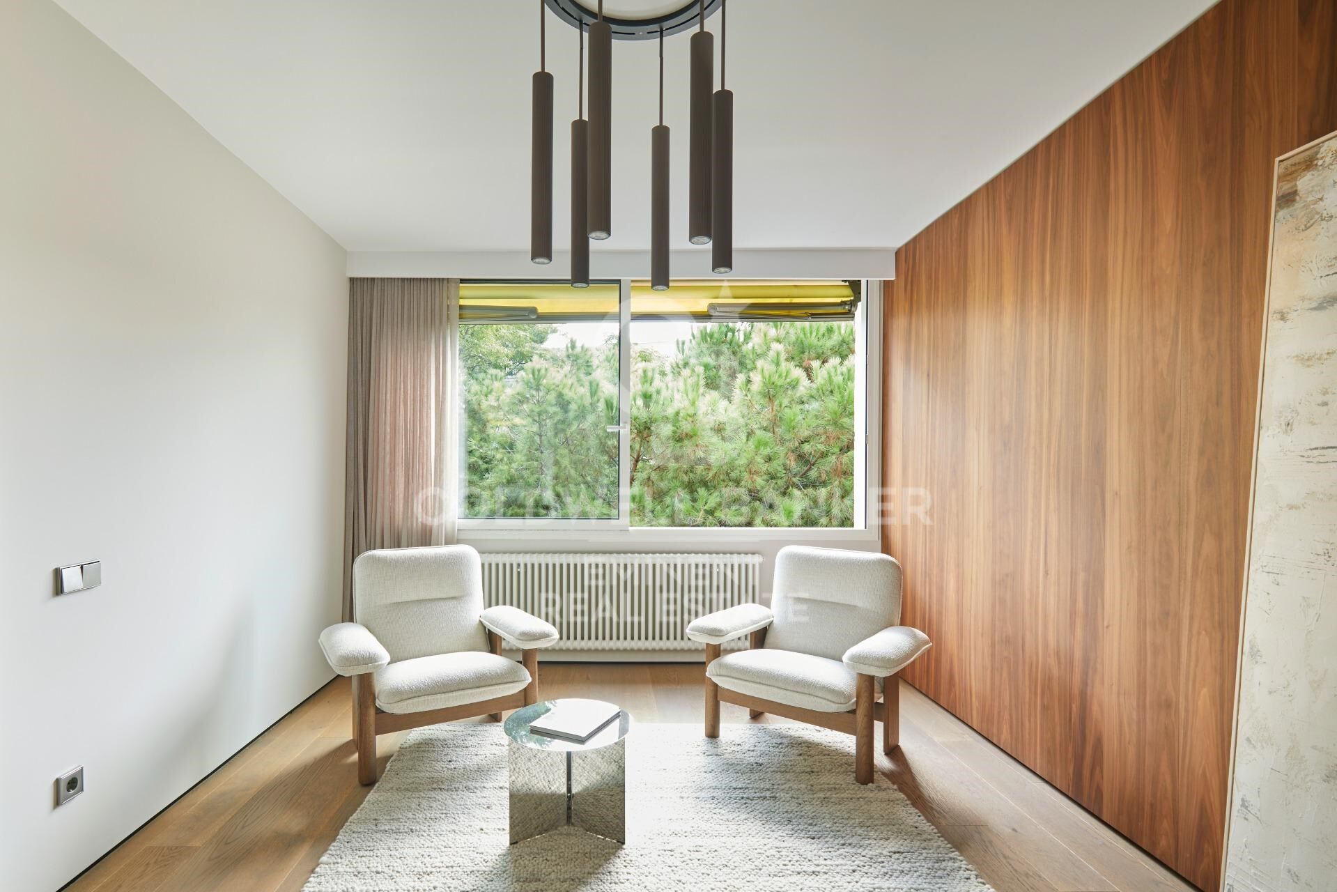 Exclusive renovated property for sale in the heart of Pedralbes!