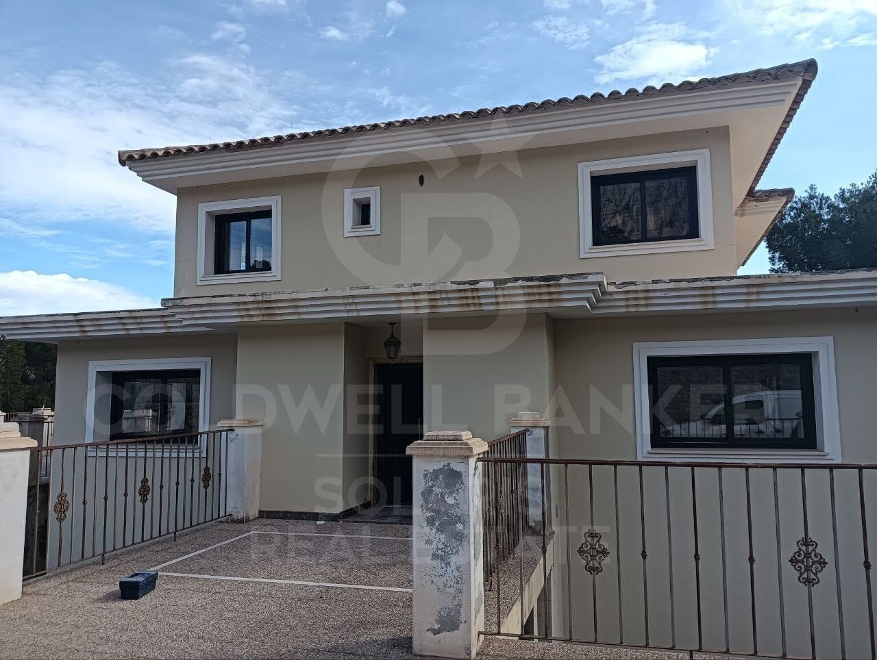 Villa and Equestrian Pitches in Polop