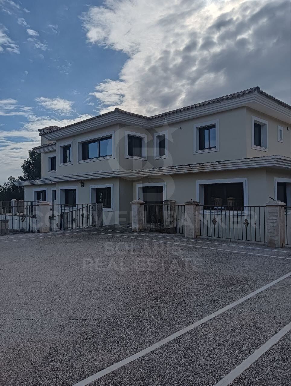 Villa and Equestrian Pitches in Polop