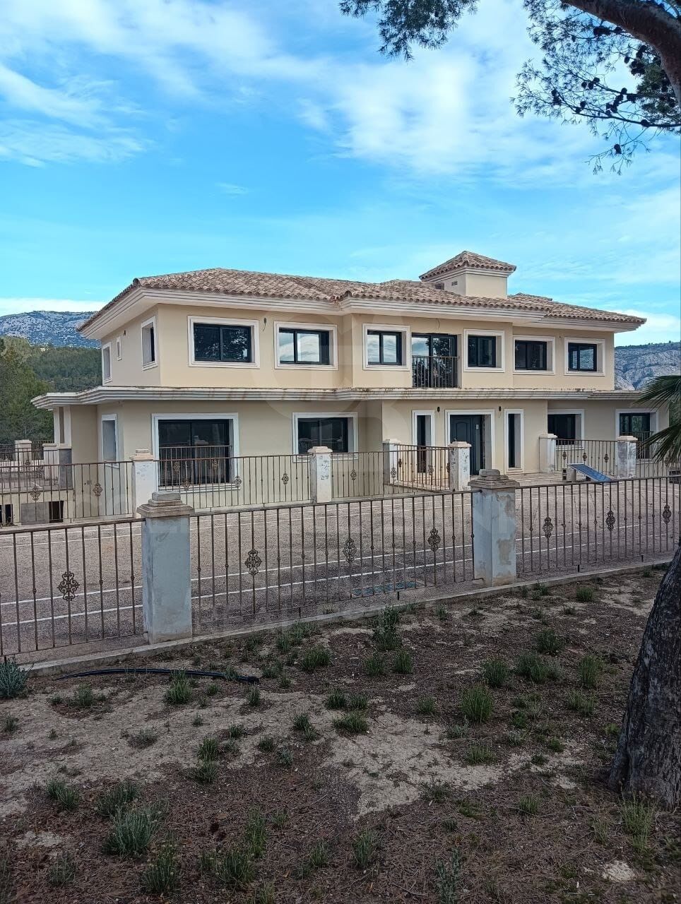 Villa et emplacements équestres à Polop