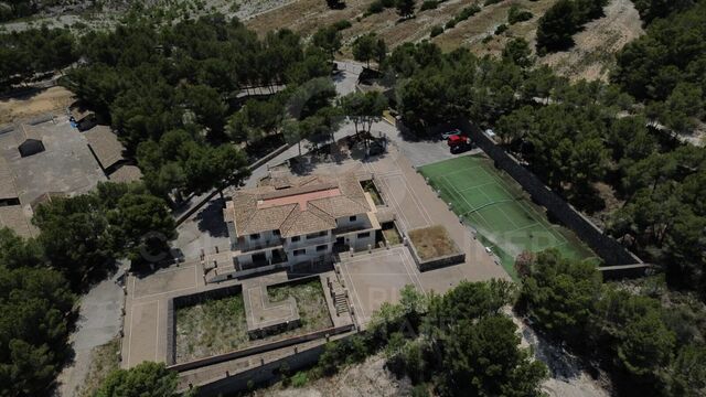 Villa and Equestrian Pitches in Polop