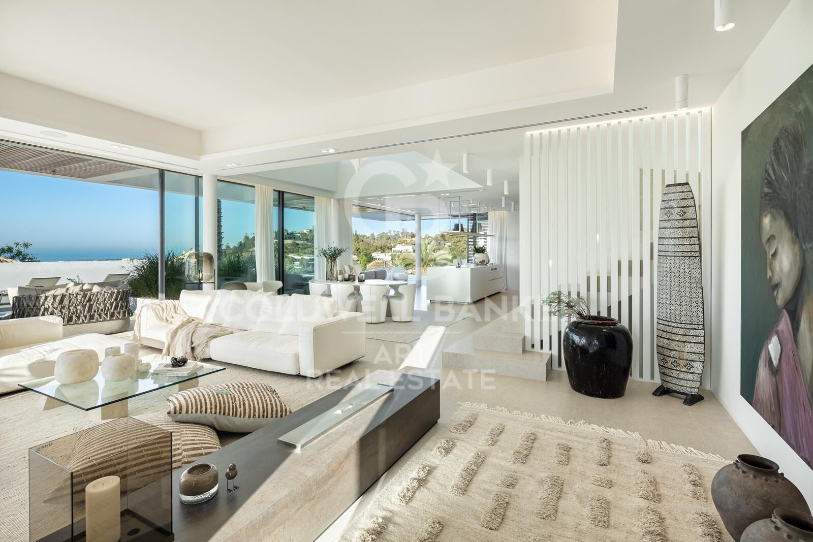 Villa contemporánea con vistas panorámicas al mar en La Quinta, Benahavís