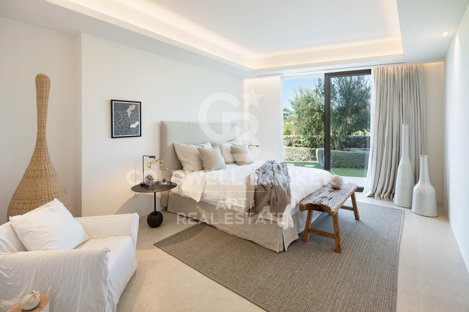 Villa contemporánea con vistas panorámicas al mar en La Quinta, Benahavís