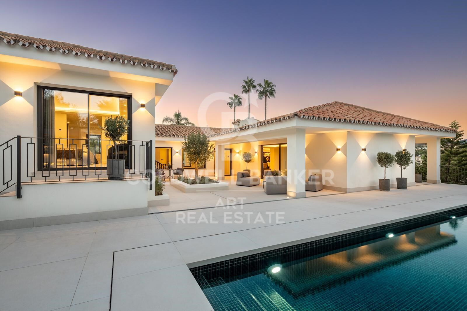 Modern luxury villa in prestigious Nueva Andalucía, Las Brisas