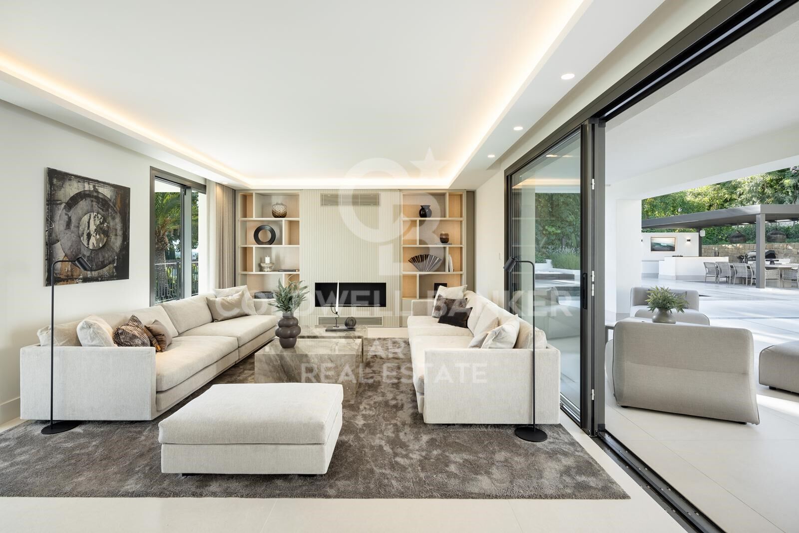 Modern luxury villa in prestigious Nueva Andalucía, Las Brisas