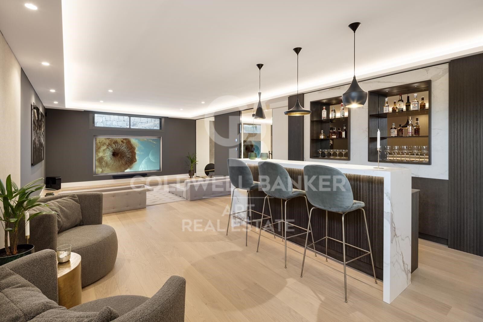 Modern luxury villa in prestigious Nueva Andalucía, Las Brisas
