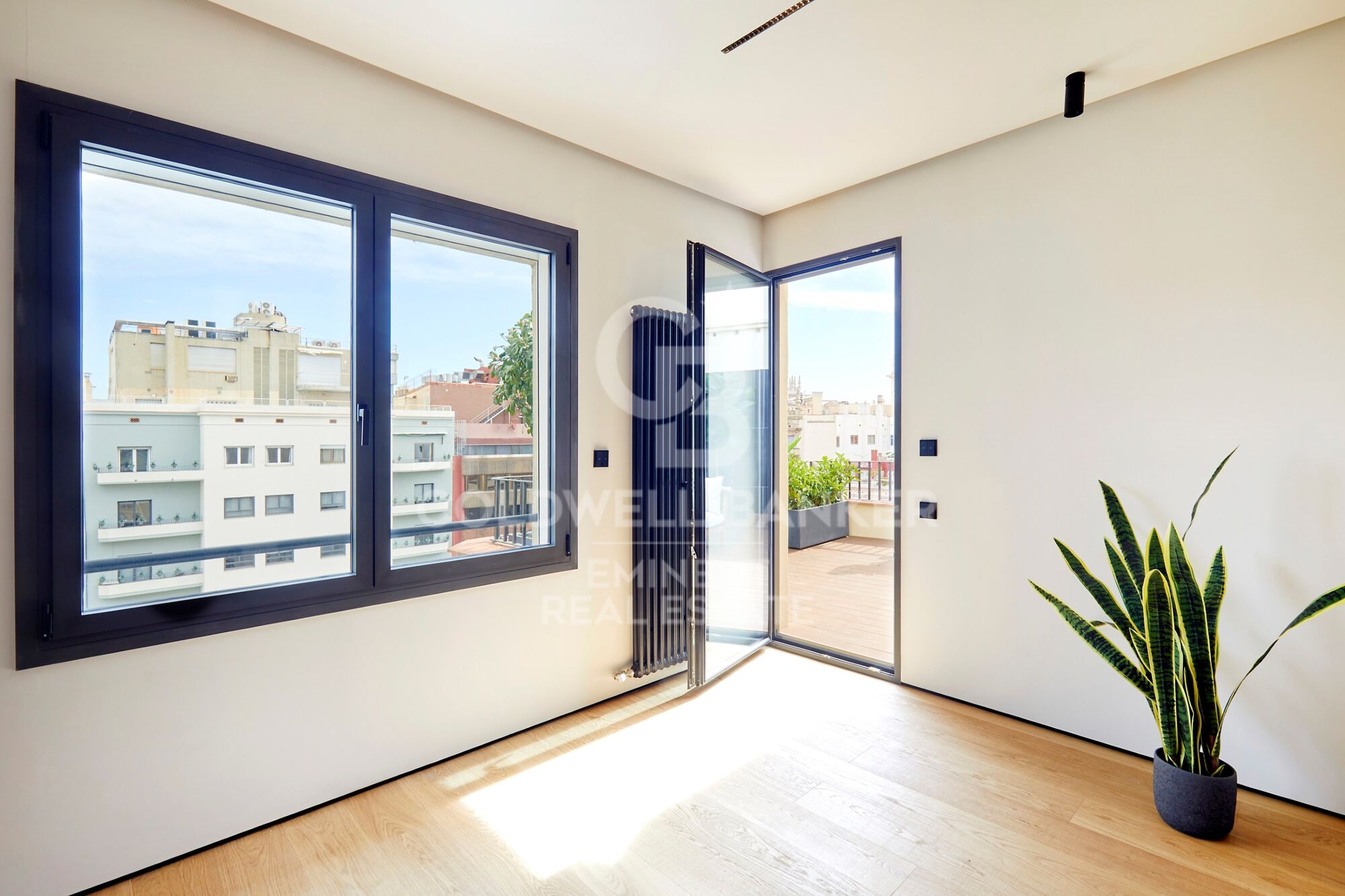 Appartement à vendre situé rue Muntaner, à côté de l'Avenida Diagonal et de la rue Francesc Macià.