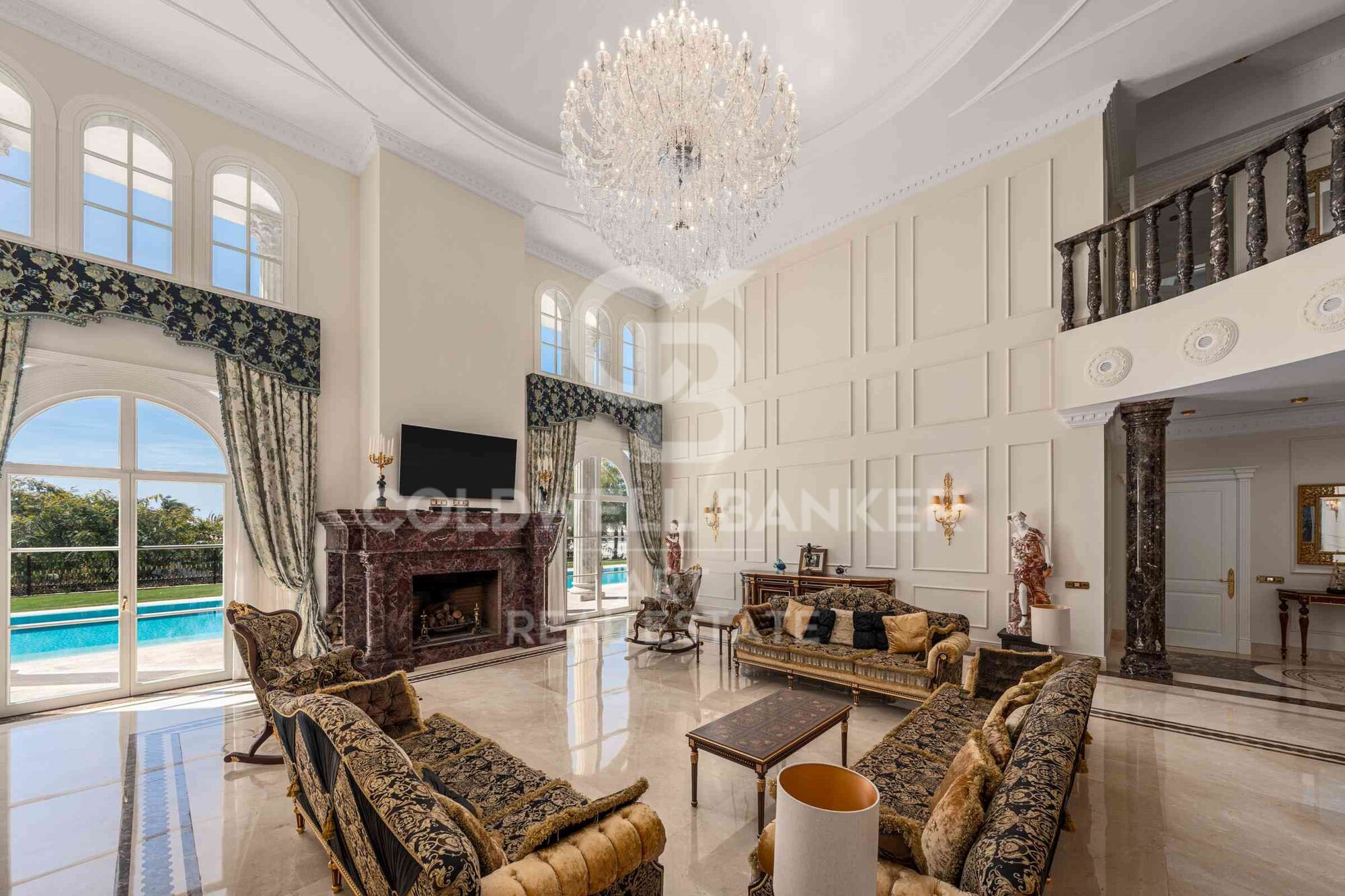 Splendide villa néo-classique avec vue sur mer, Sierra Blanca, Marbella