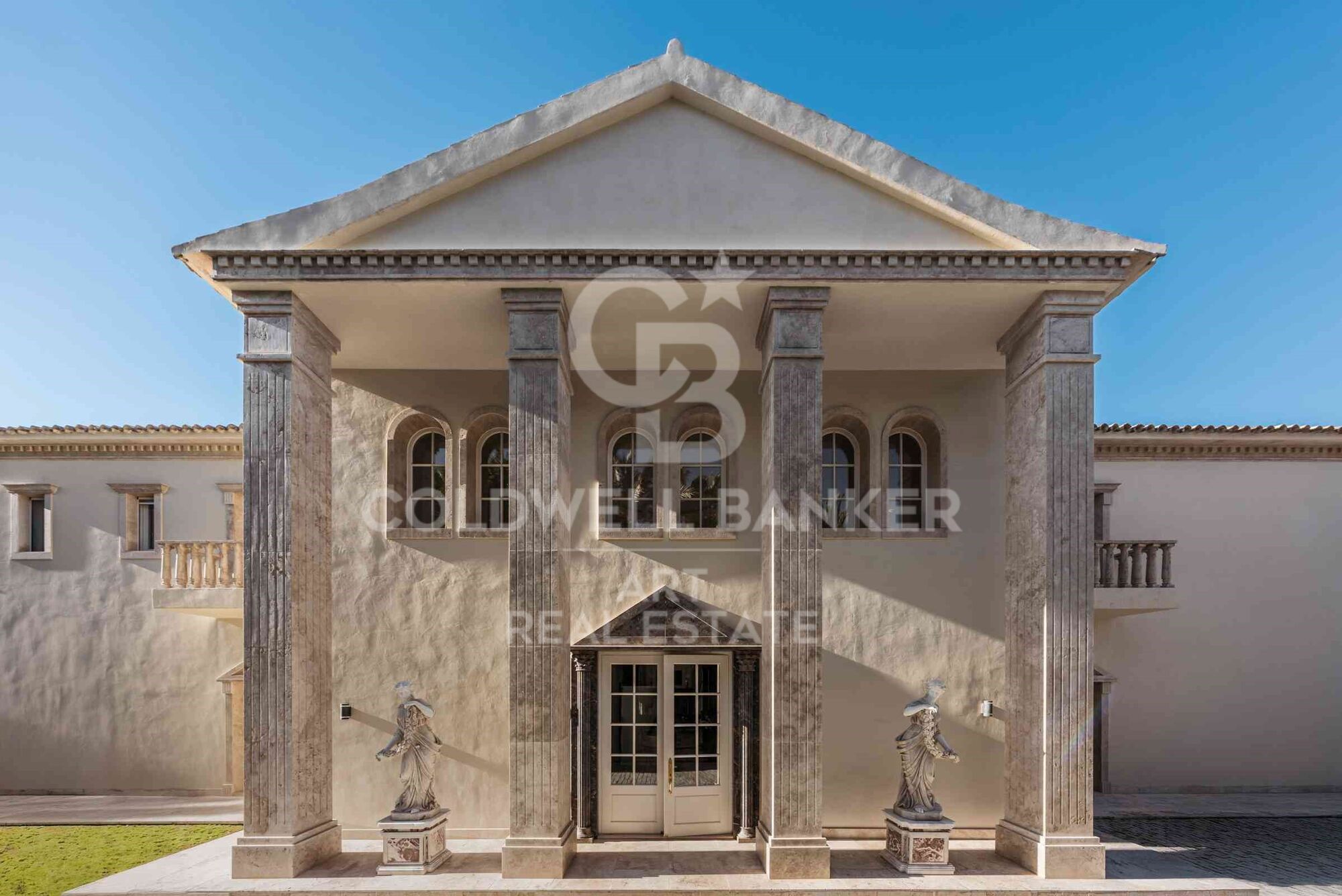 Splendide villa néo-classique avec vue sur mer, Sierra Blanca, Marbella