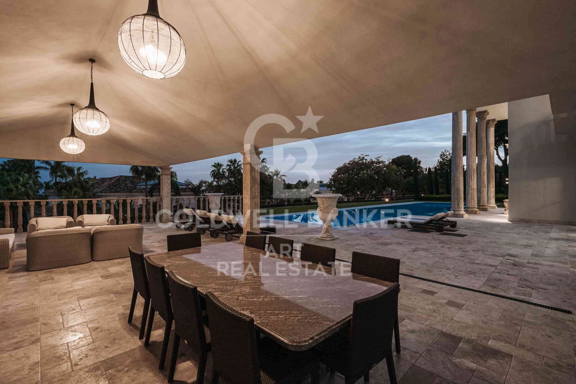 Splendide villa néo-classique avec vue sur mer, Sierra Blanca, Marbella