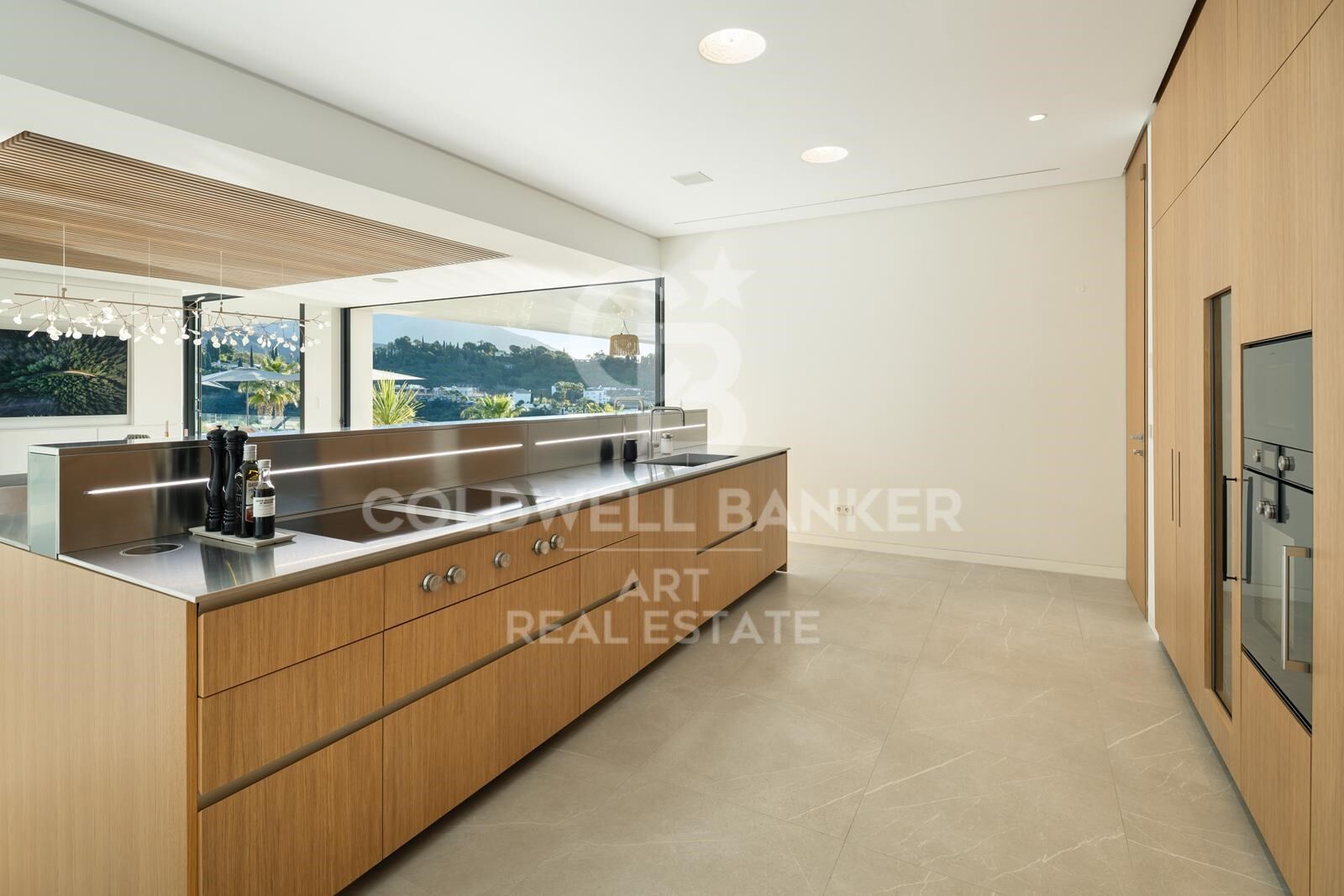 Zeitgenössische Luxusvilla mit Meerblick in El Madroñal, Benahavís