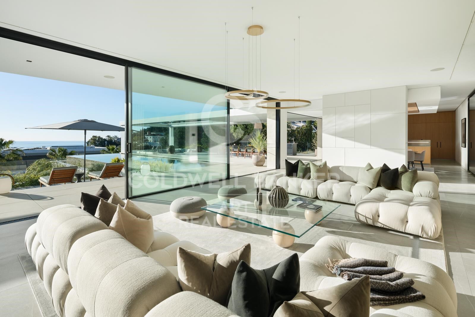 Contemporary luxury villa with Mediterranean views in El Madroñal, Benahavís