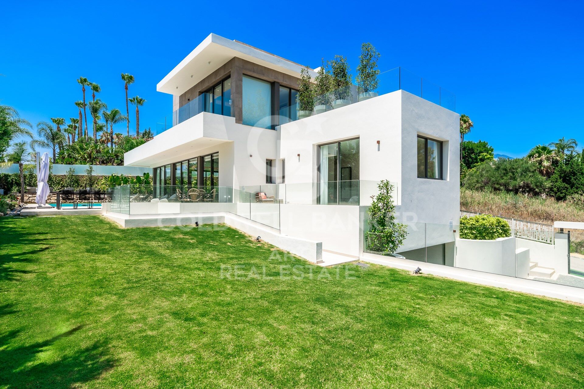 Villa contemporánea de lujo en La Cerquilla, Nueva Andalucía