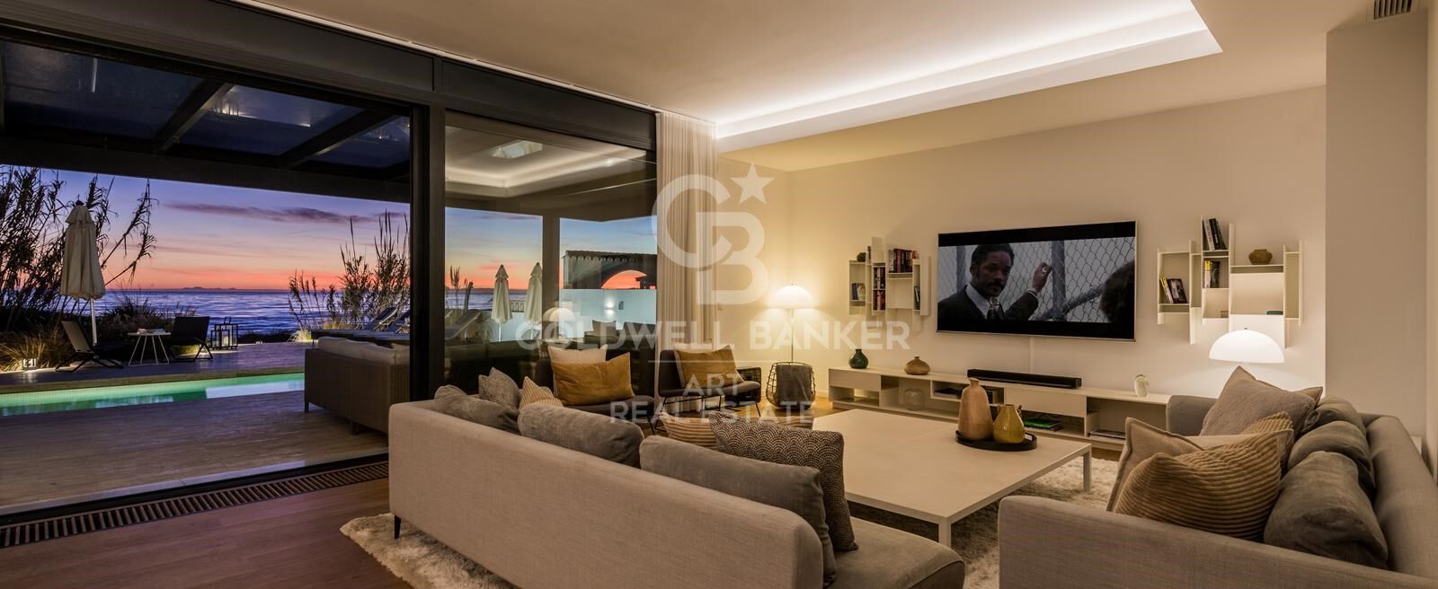 Contemporary beachfront luxury villa in Costabella, Marbella