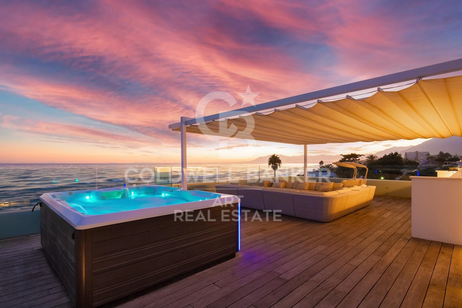 Contemporary beachfront luxury villa in Costabella, Marbella