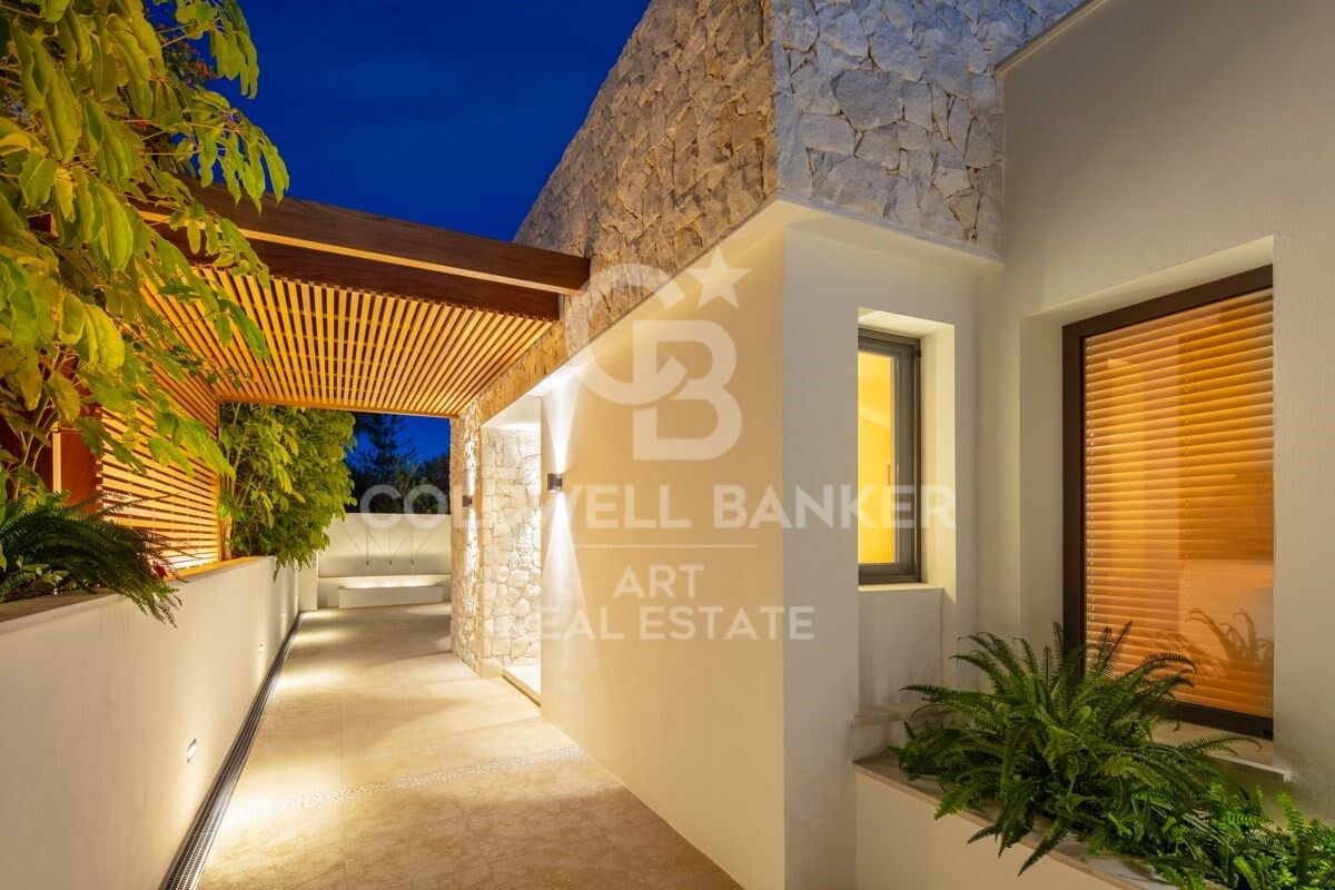 Charming villa with heated pool in El Rosario, Marbella