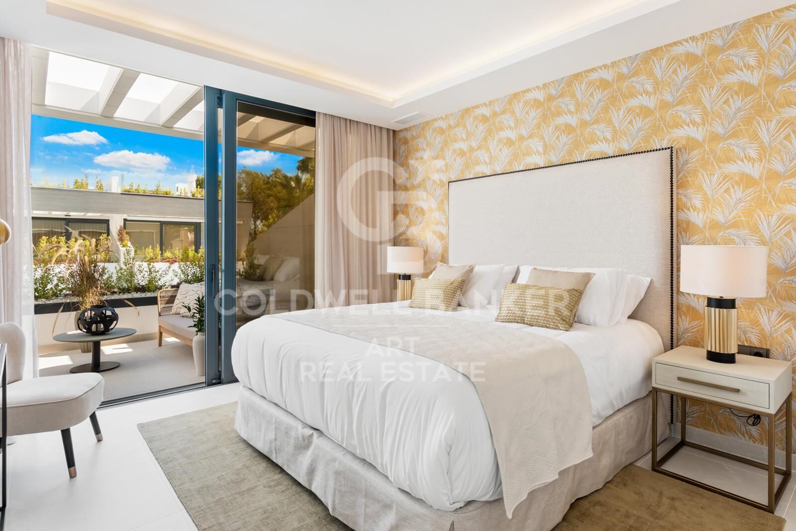 Luxury Townhouse Near the Sea in Banus Bay Residences, Puerto Banús, Marbella