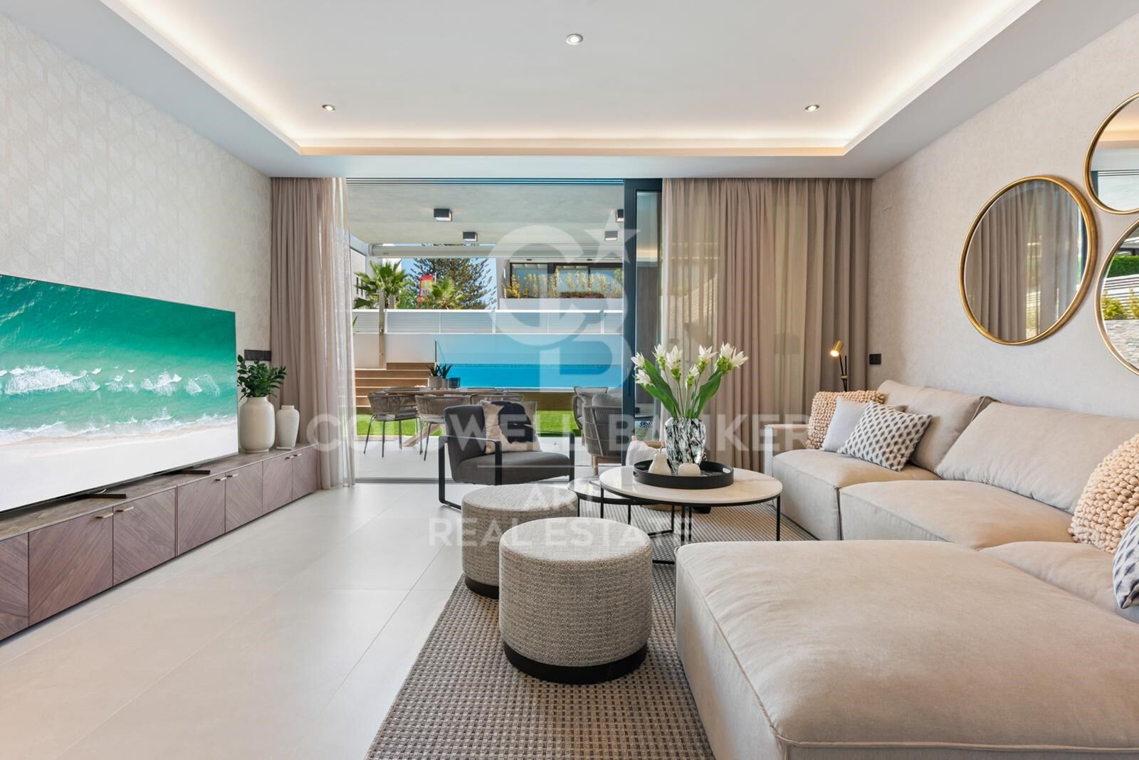 Luxury Townhouse Near the Sea in Banus Bay Residences, Puerto Banús, Marbella