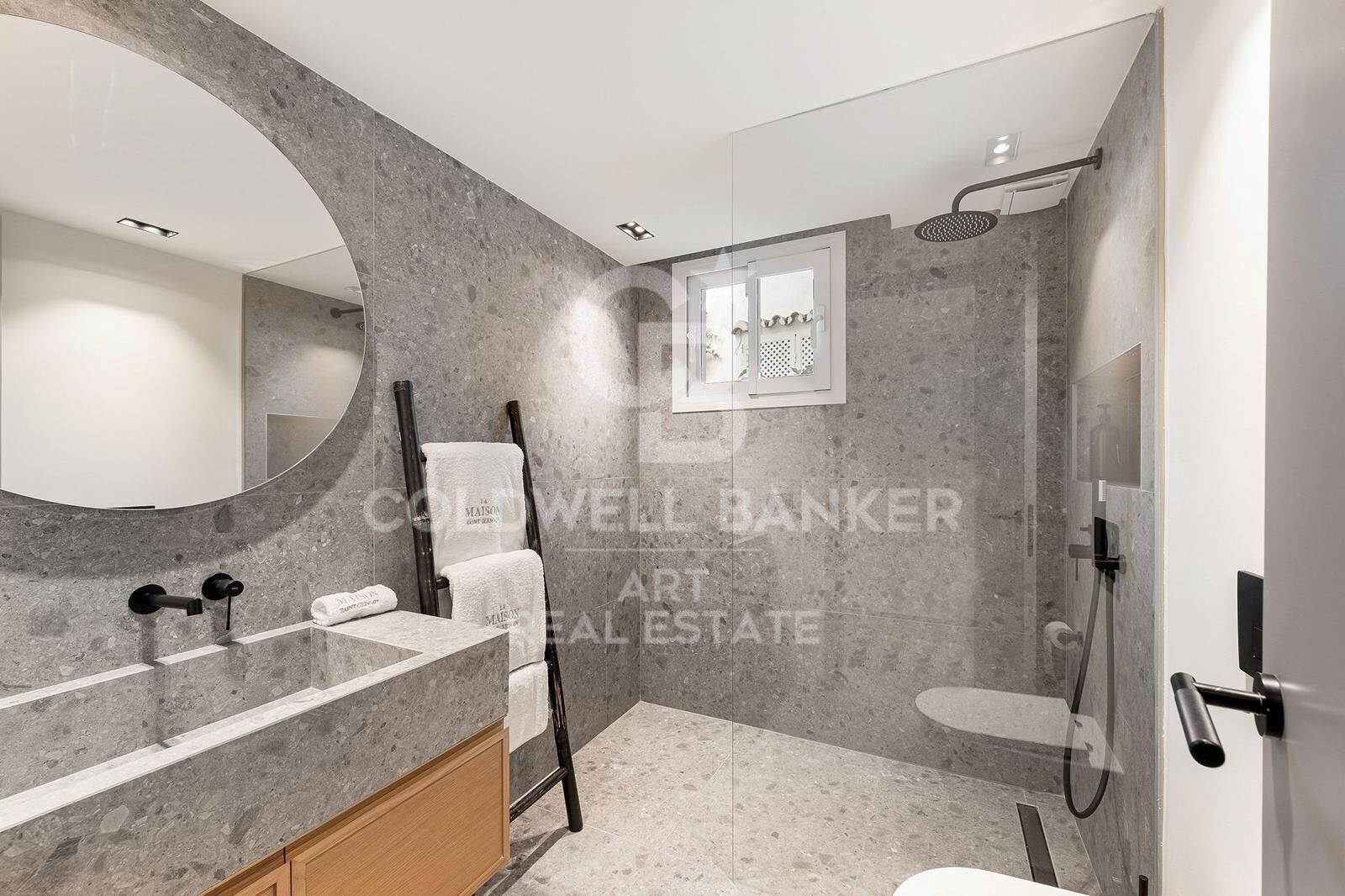 Elegant and luxurious townhouse with Scandinavian design on the Golden Mile, Marbella