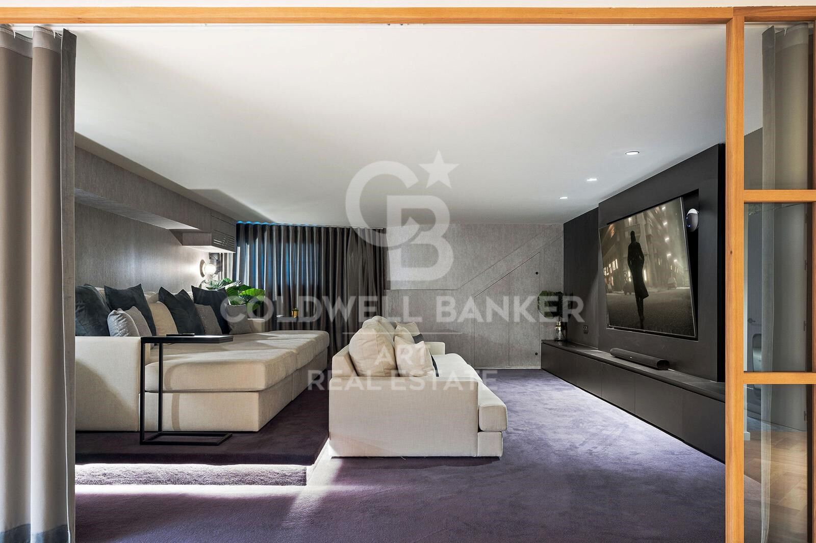 Elegant and luxurious townhouse with Scandinavian design on the Golden Mile, Marbella