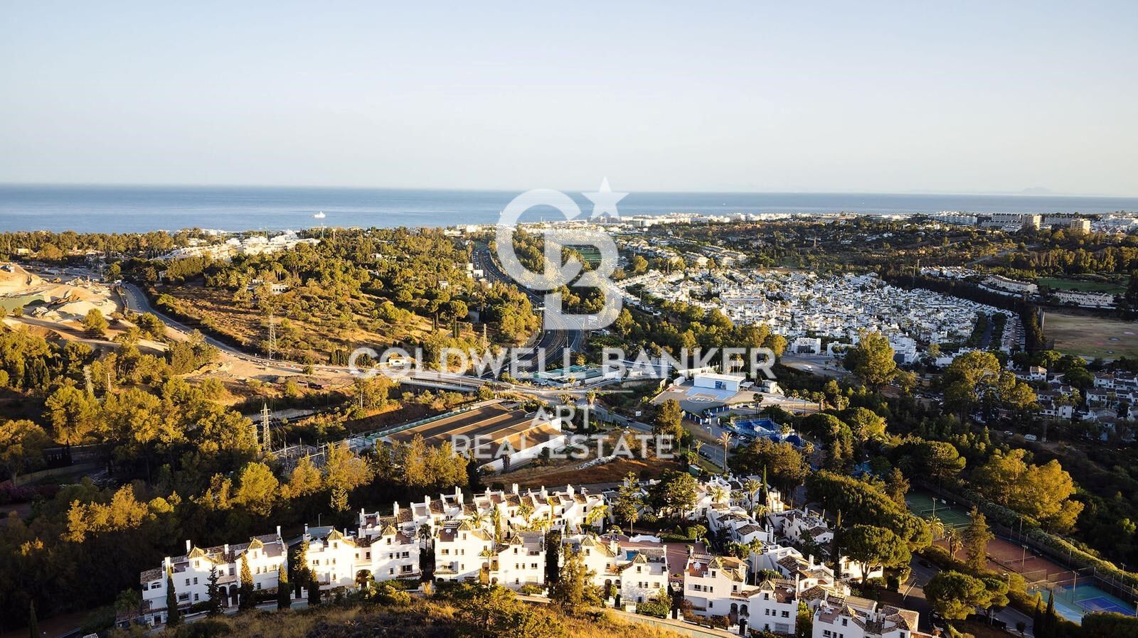 Elegant and luxurious townhouse with Scandinavian design on the Golden Mile, Marbella