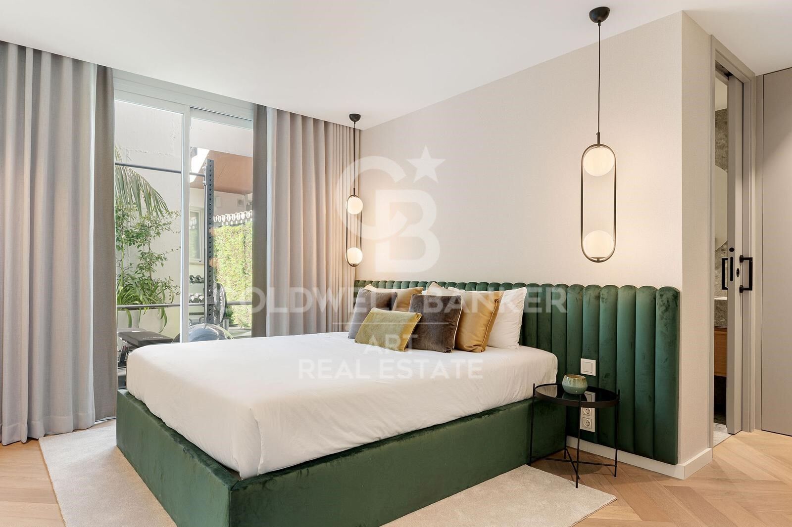 Elegant and luxurious townhouse with Scandinavian design on the Golden Mile, Marbella