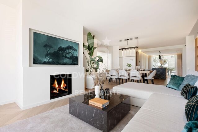 Elegant and luxurious townhouse with Scandinavian design on the Golden Mile, Marbella