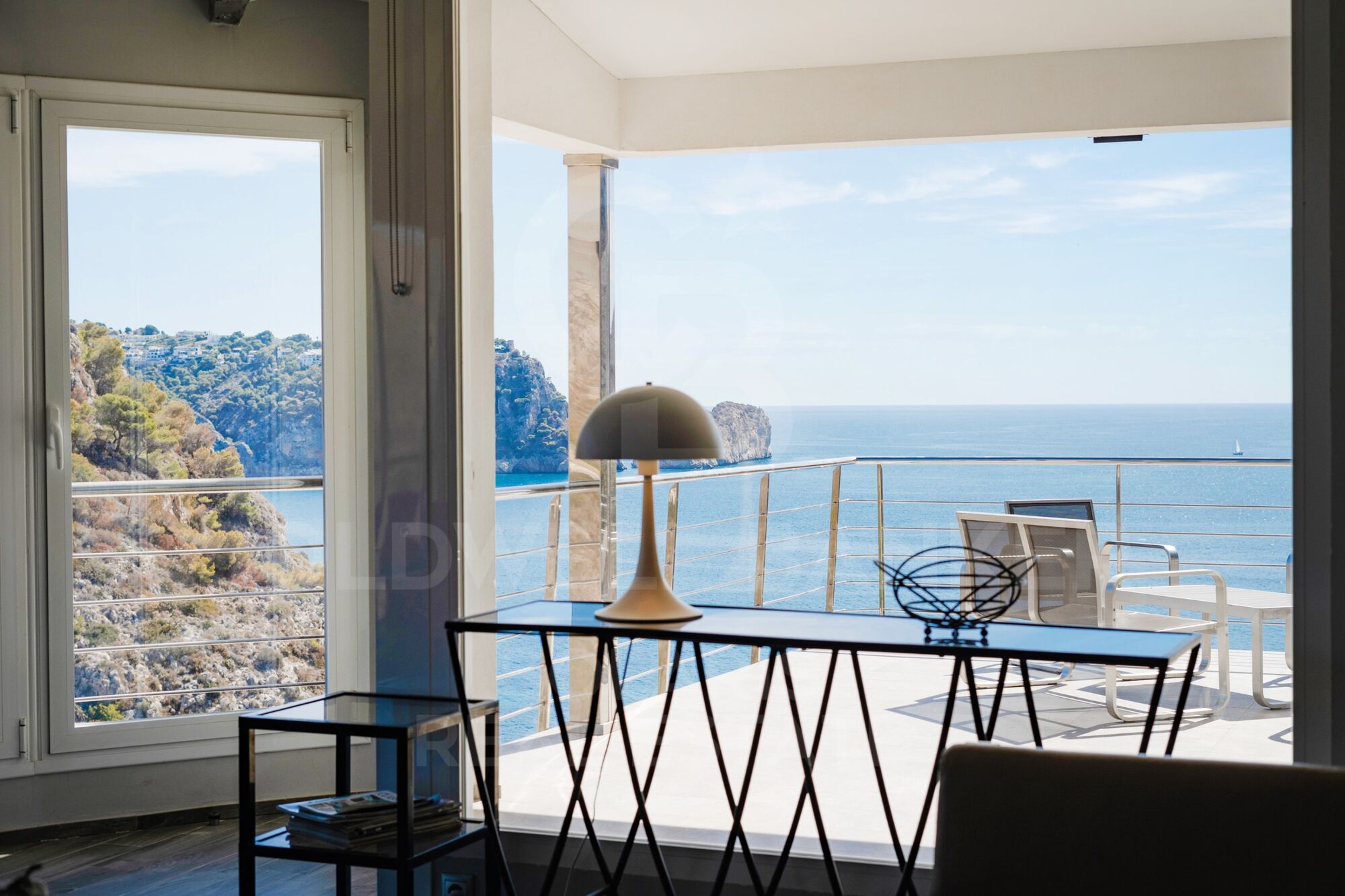 Villa Granadella - Su Refugio de Ensueño en la Costa Blanca
