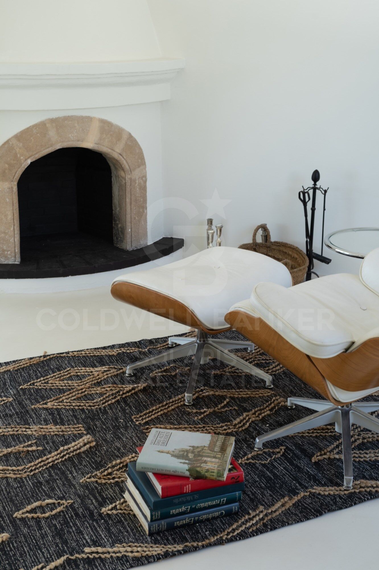 Villa Caleta - Ibicenco-Style with Panoramic Mediterranean Sea Views