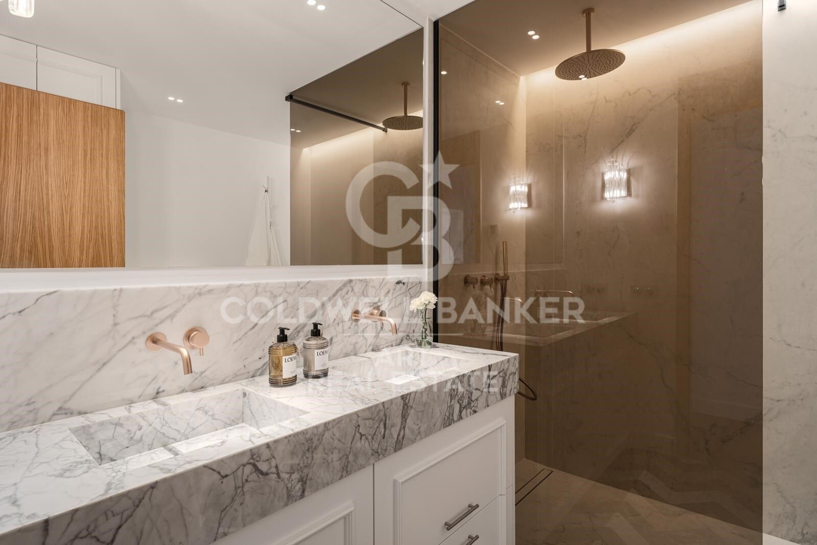 Stylish apartment with sea views in Coral Beach, Golden Mile