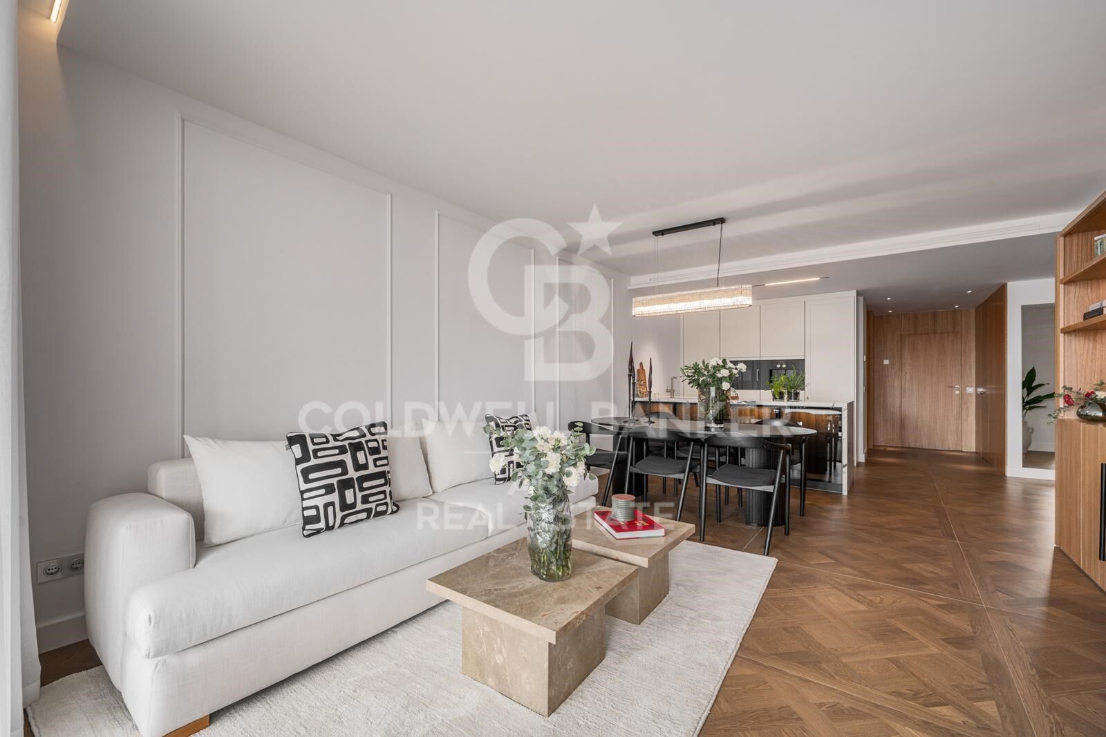 Appartement élégant avec vue sur mer à Coral Beach, Golden Mile