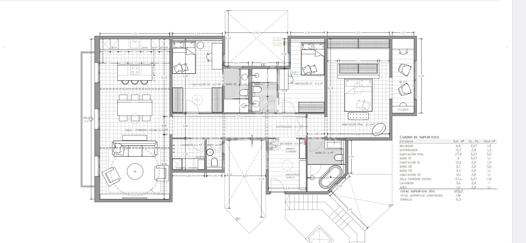 Appartement avec des éléments architecturaux représentatifs. 'La Dreta de l'Eixample ', Barcelona